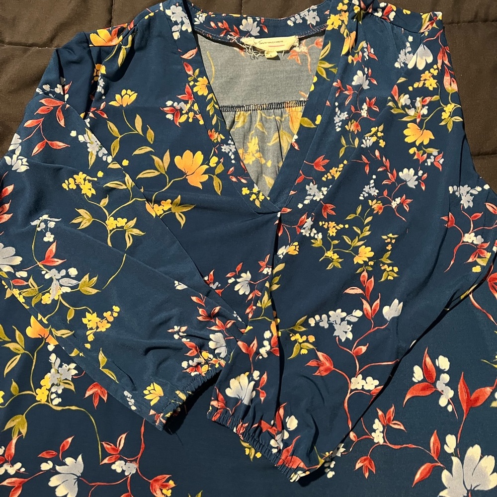 Vince Cameto blouse